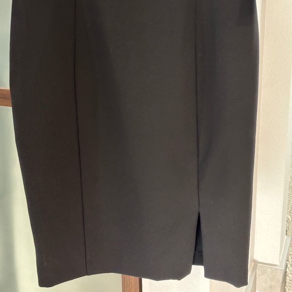 White House Black Market Bell Sleeve Sheath Dress - Black Size 2P - Picture 9 of 12